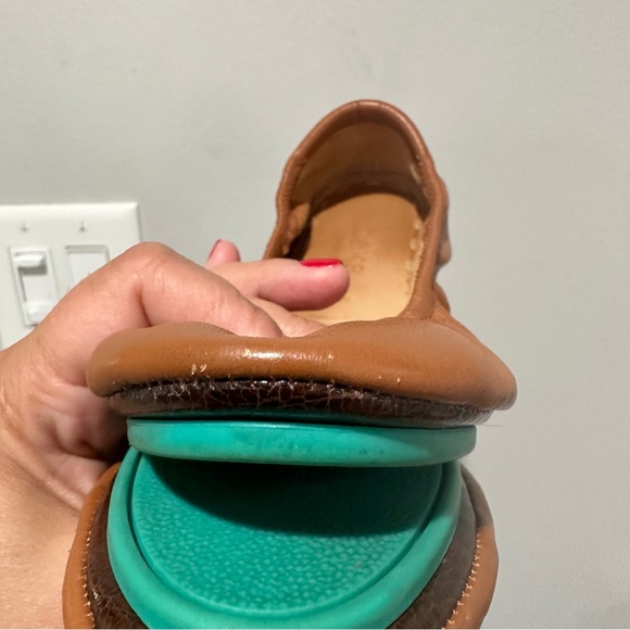 Tieks Chestnut Size 6 - Picture 9 of 13